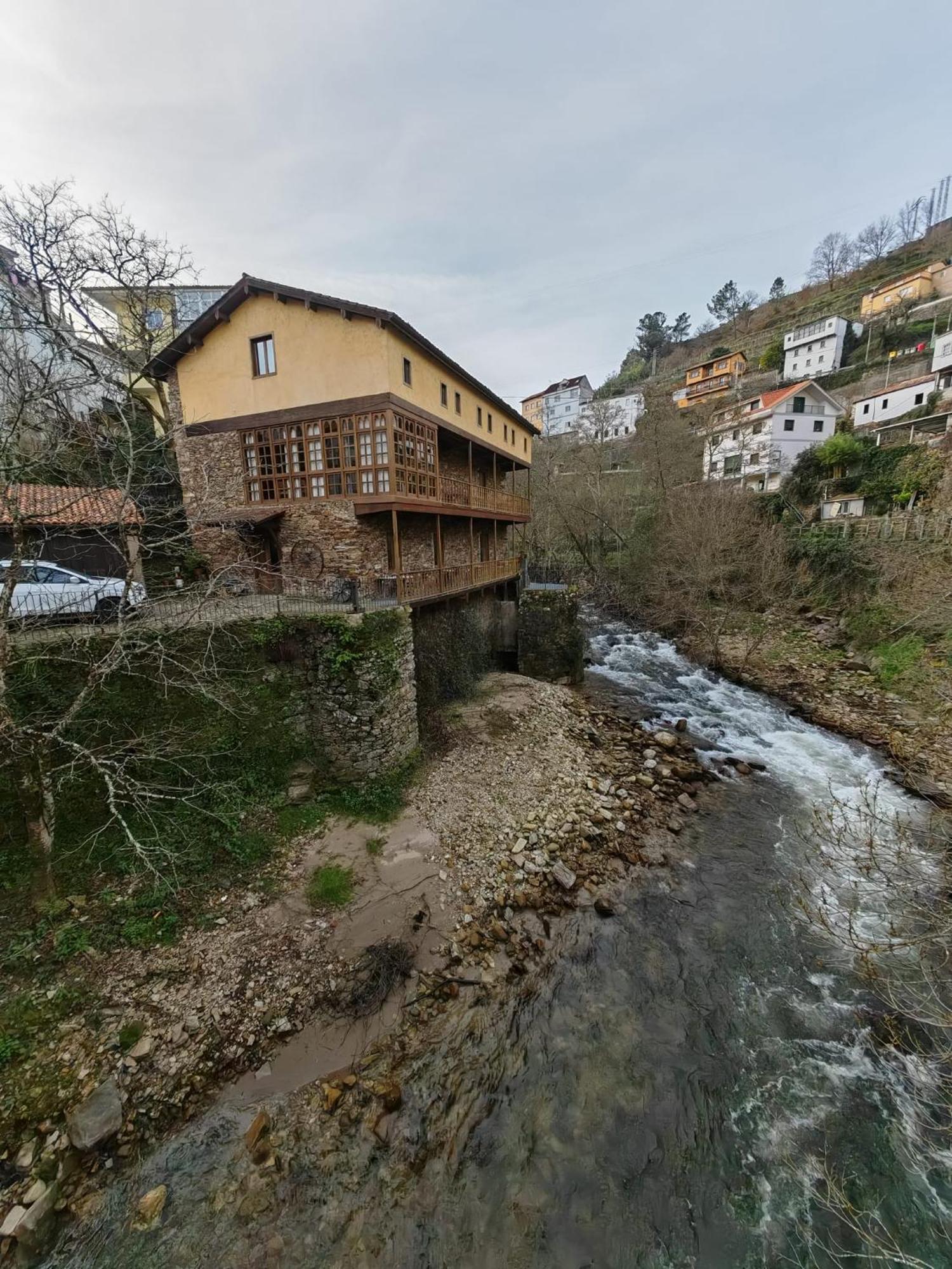 Penzion Acea Do Bubal Os Peares Exteriér fotografie