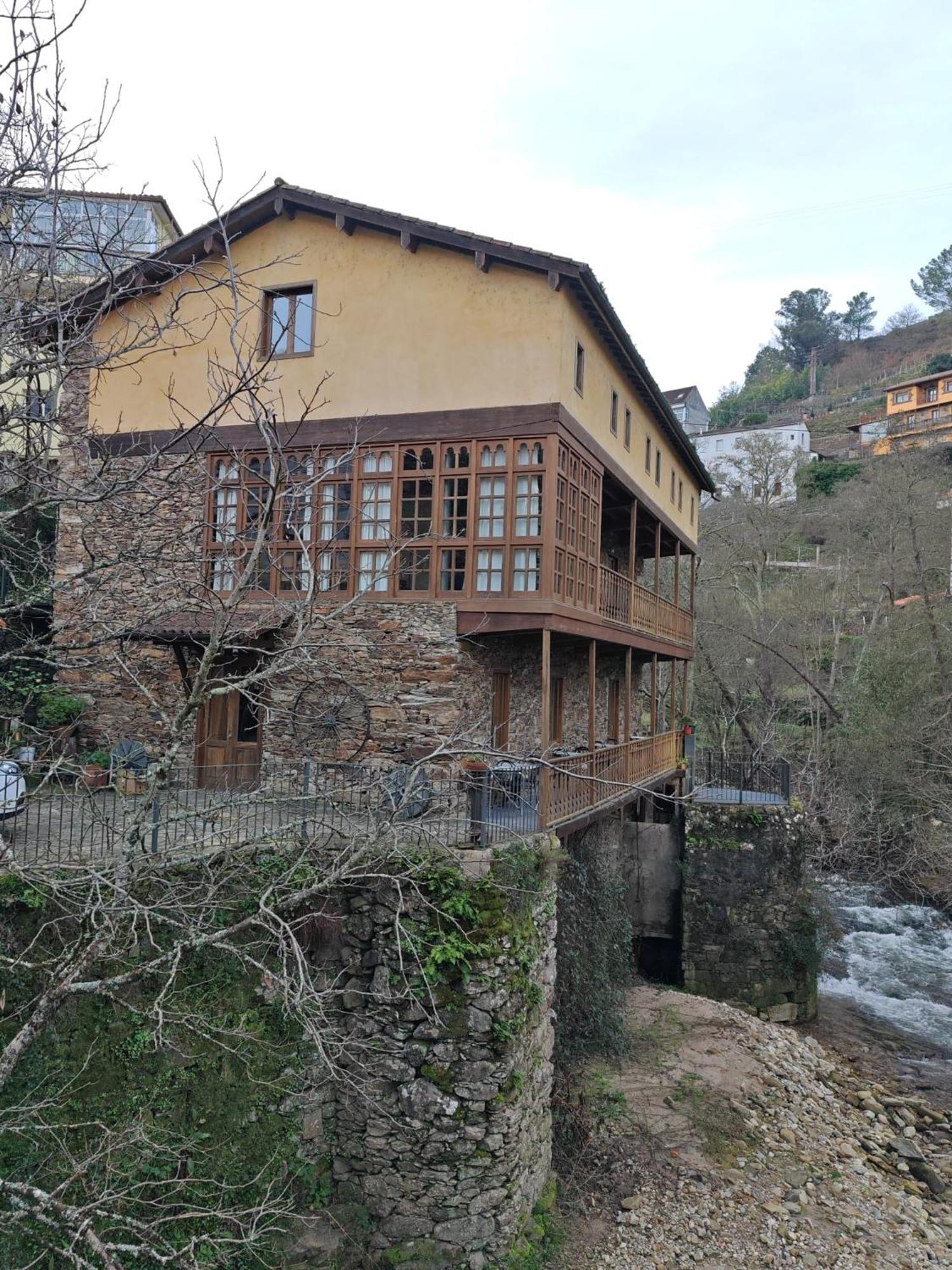 Penzion Acea Do Bubal Os Peares Exteriér fotografie